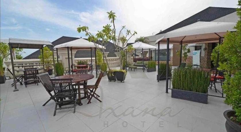 The Axana Hotel - Padang Bagian luar foto